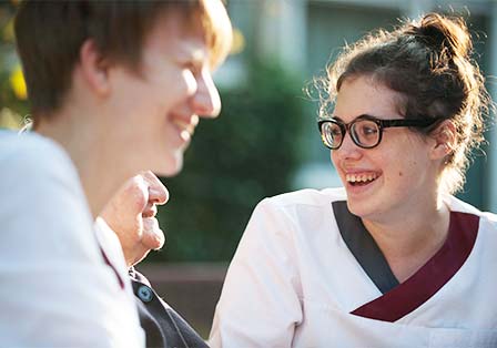 Ausbildung Pflegehelferin / Pflegehelfer