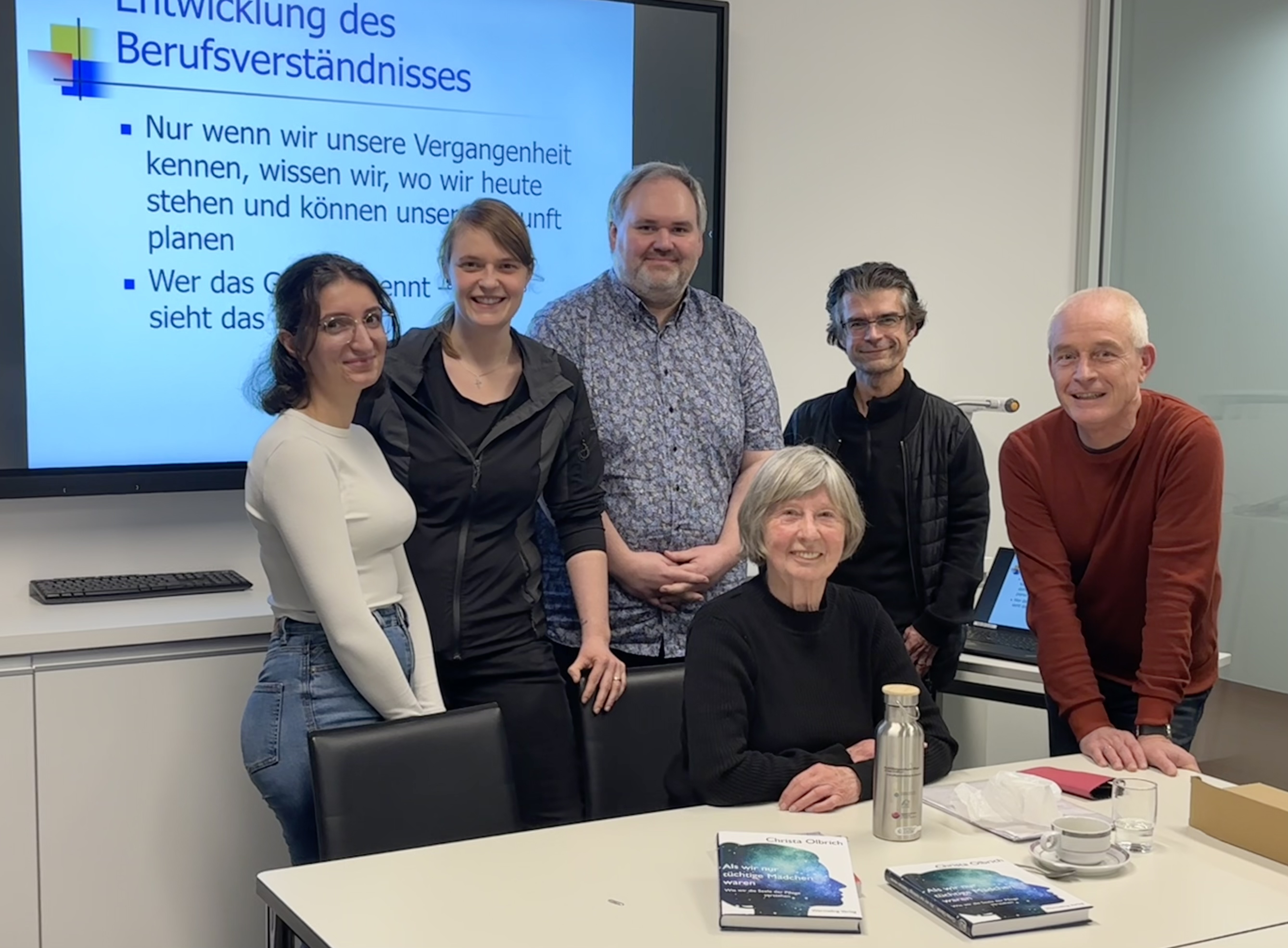 Vom „tüchtigen Mädchen“ zur professionellen Pflegefachperson